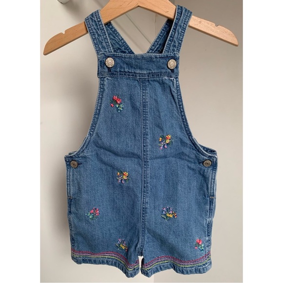 GAP • 2T • Toddler Girl Floral Embroidered Jean Short Overalls